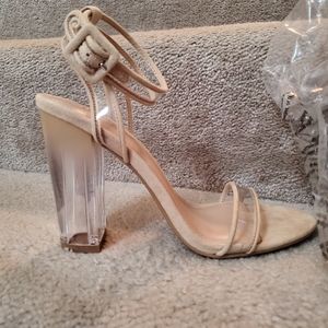 Shoedazzle Layla Nude Sandals size 9